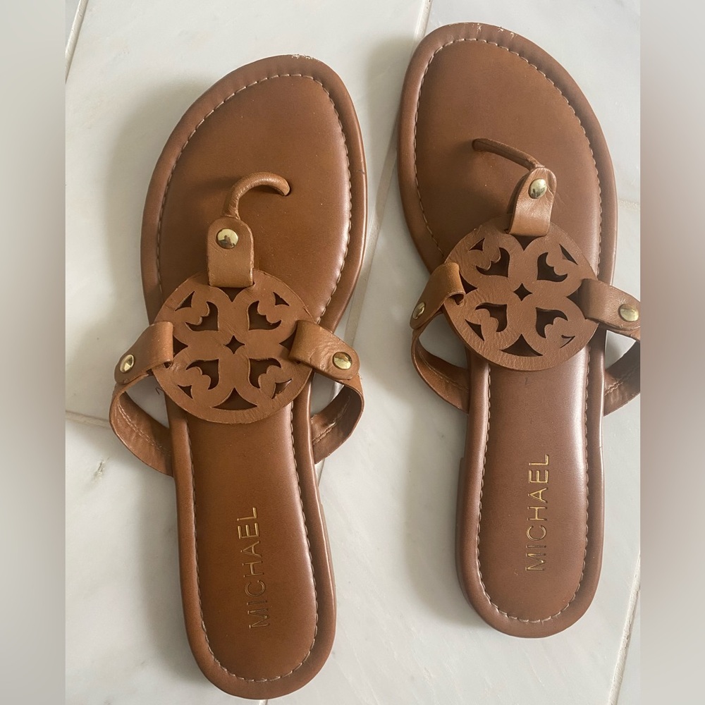 Michael shannon “Tory Burch dupes” size 10